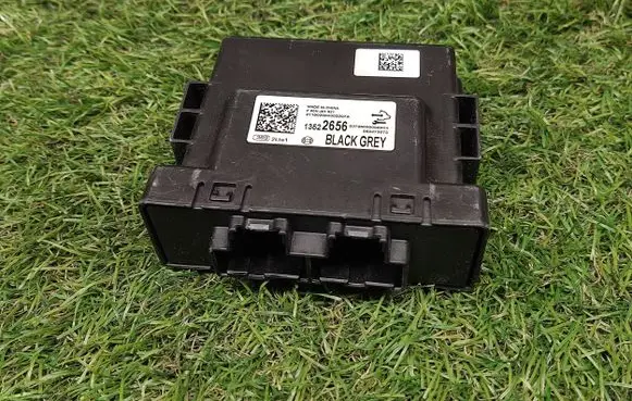 Buick Encore I Parking PDC control unit/module 13522656