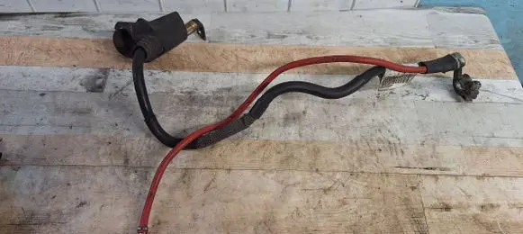 Volkswagen Touran I Positive cable (battery) 1K0971228M