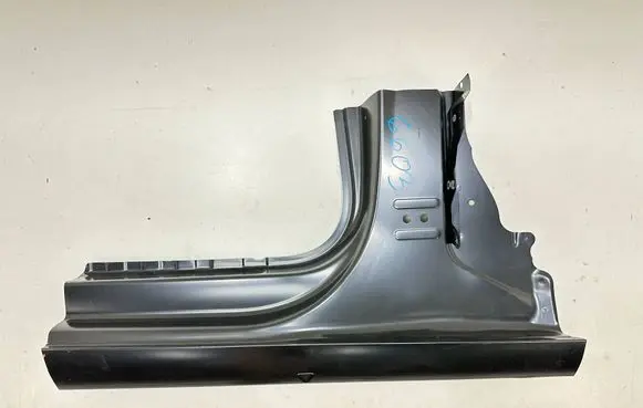 Audi A4 S4 B9 8W Fender mounting bracket 8W0809076A 092401S