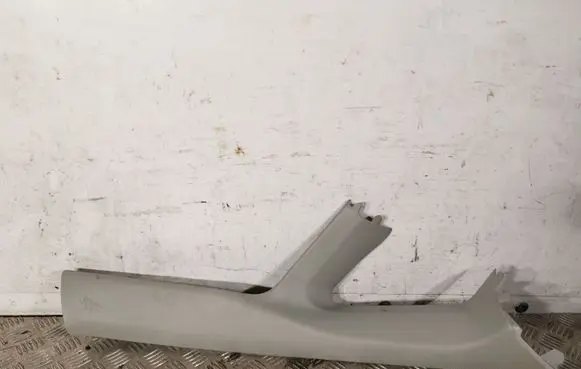 Toyota Prius (XW30) (A) pillar trim 6221047070