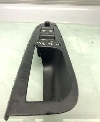 Volkswagen PASSAT B6 Electric window control switch 3C2867172