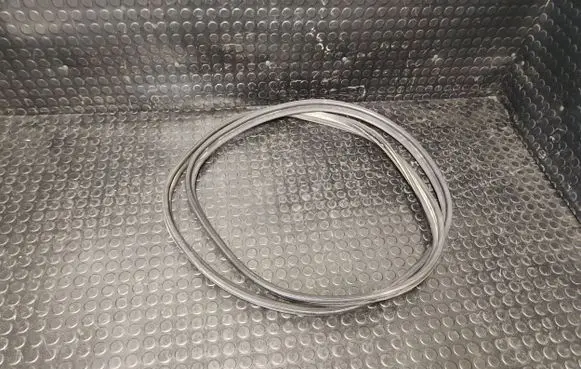 Peugeot 4008 Trunk rubber seal (body) 