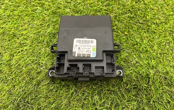 Mercedes-Benz R AMG W251 Door control unit/module A1648205985