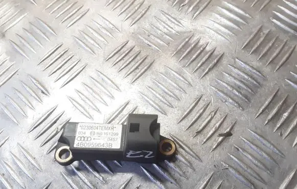 Audi A6 S6 C5 4B Airbag deployment crash/impact sensor 4B0959643B