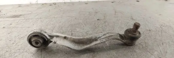Volkswagen PASSAT B5 Front control arm