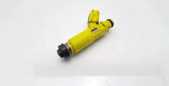 Toyota RAV 4 (XA20) Fuel injector 2325028050