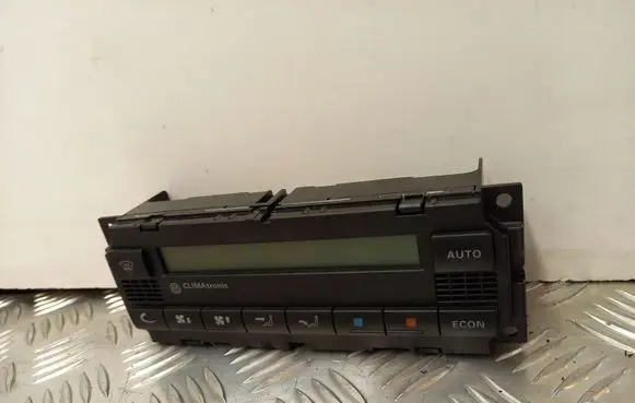 Volkswagen PASSAT B5.5 Climate control unit 6013966