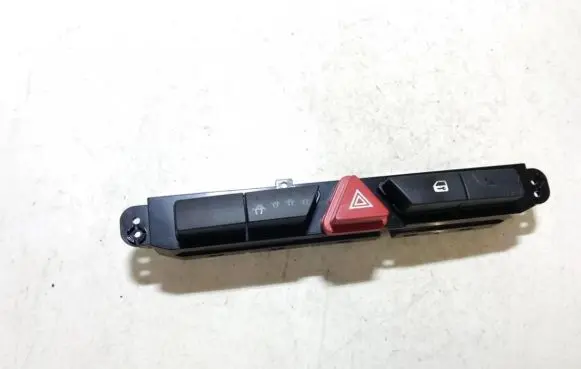 KIA Ceed Hazard light switch 937001h900 93700-1h900