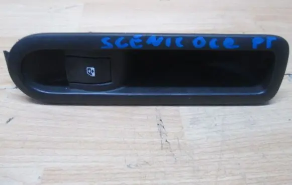 Renault Scenic II - Grand scenic II Electric window control switch 68485JY00A