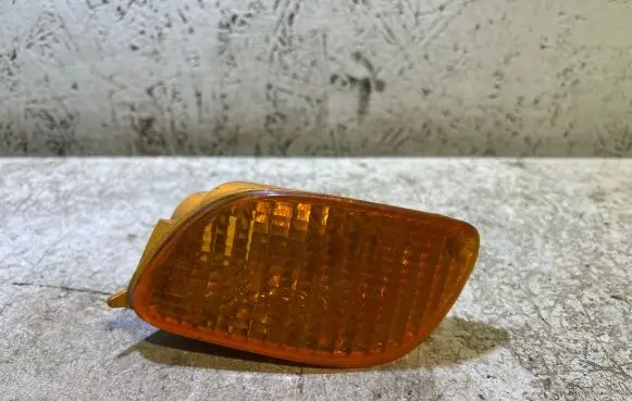 Ford Focus Front indicator light XS4X13369