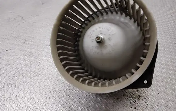 Suzuki Grand Vitara II Heater fan/blower CSA431D011
