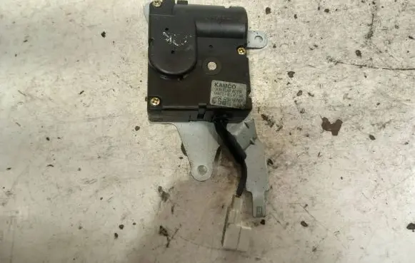 Hyundai Trajet Air flap motor/actuator f00s4c2041