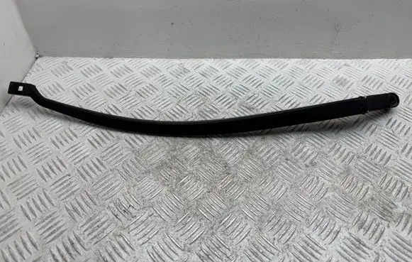 Toyota Avensis T270 Front wiper blade arm 8521105090 3392125686 799834