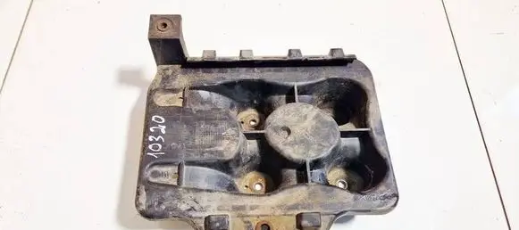 Battery box tray