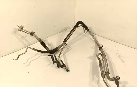 Air conditioning (A/C) pipe/hose