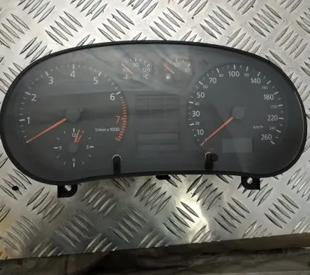 Audi A3 S3 8L Speedometer (instrument cluster) 8L0919860E