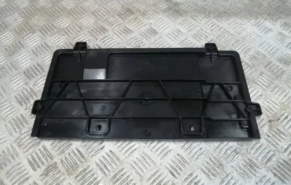 Volkswagen Polo V 6R Radiator trim 6R0806249 M6740