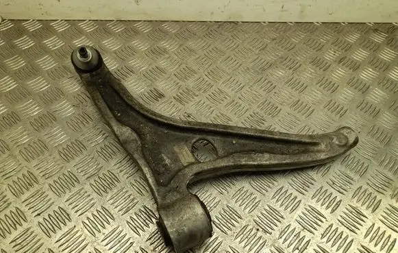 Front lower control arm/wishbone
