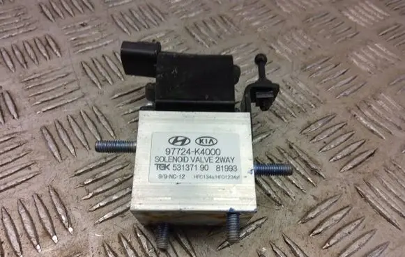 KIA Niro Coolant heater control valve 97725k4000