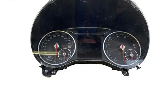 Mercedes-Benz A W176 Speedometer (instrument cluster) A1769008904