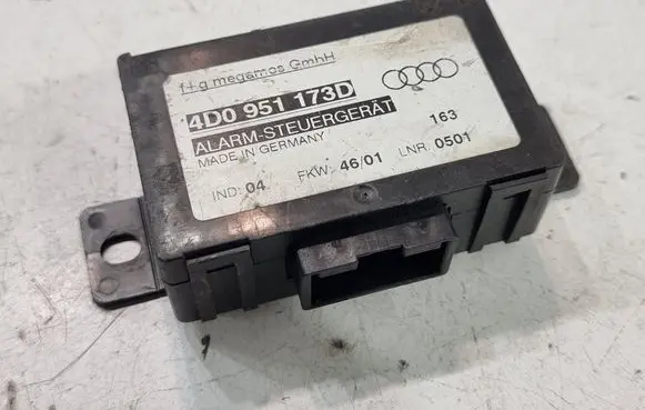 Audi A6 S6 C5 4B Alarm control unit/module 4D0951173D