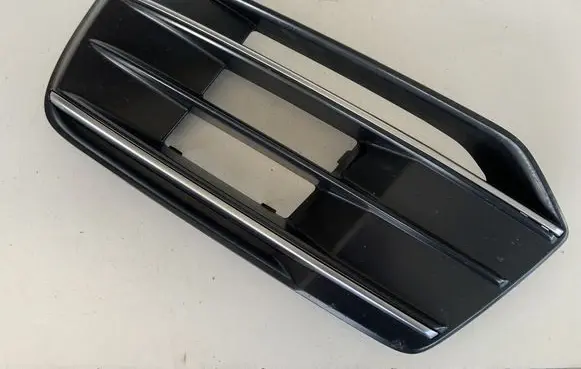 Front bumper lower grill