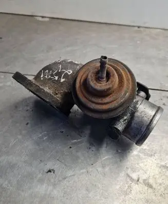 Volkswagen Transporter - Caravelle T4 EGR valve 074129499E
