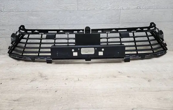 Renault Clio V Front bumper lower grill 622549954R
