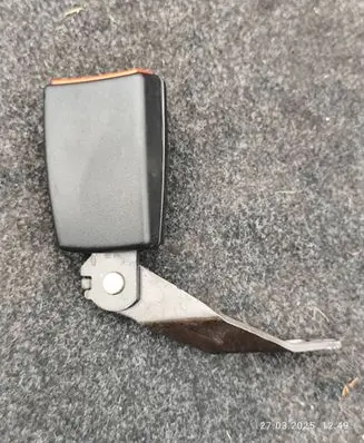 Audi TT Mk1 Rear seatbelt buckle 8N885774001C 0110200471