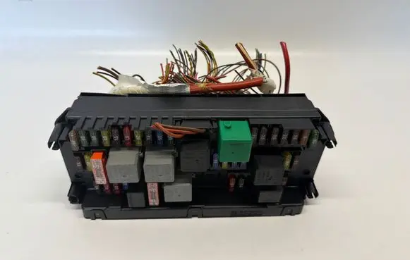 Mercedes-Benz E W212 Fuse module A2129007104 2124421100 A2125452501