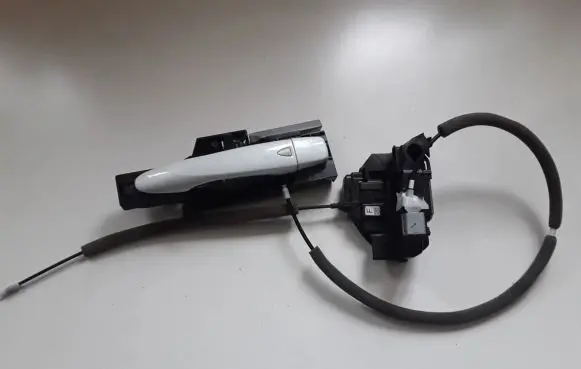 Renault Kadjar Front door lock P32SFLSS