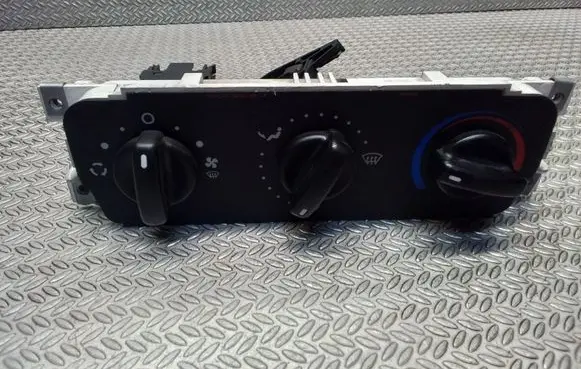 Ford Transit Climate control unit P6C1H18D451A