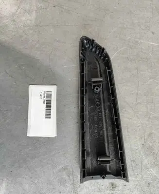 Front door card panel trim