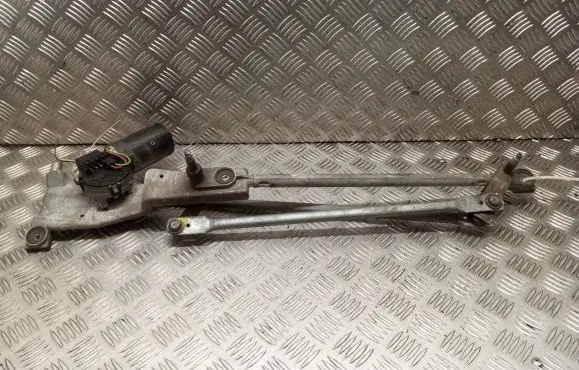 Ford Focus Front wiper linkage and motor 0390241362