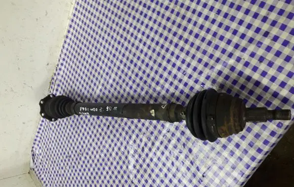 Volkswagen New Beetle Front driveshaft