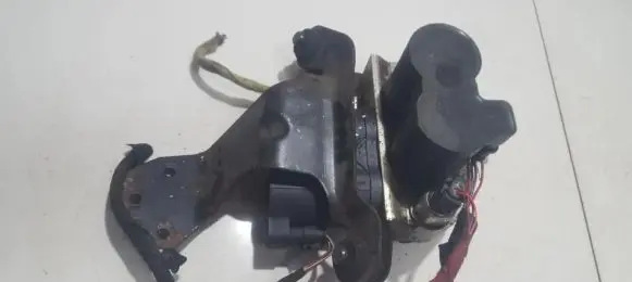 Mercedes-Benz S W221 ABS Pump A2213200358 FB2