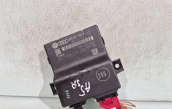 Audi A5 Sportback 8TA Gateway control module 8R0907468H 8R0907468C 2840747605300