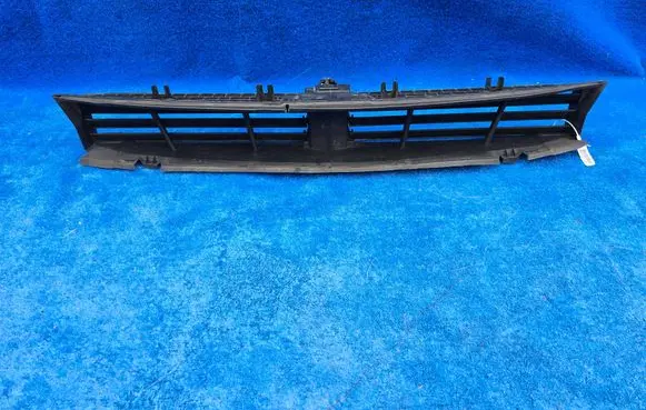 BMW 5 G30 G31 G38 Intercooler air guide/duct channel 5A218F6