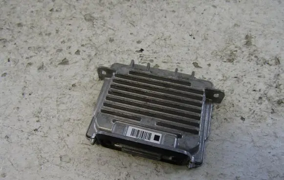 Citroen C3 Headlight ballast module Xenon 90035944