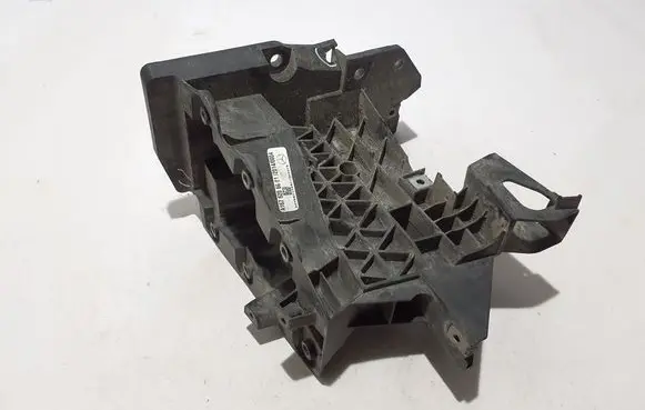 Mercedes-Benz GLS X167 Headlight/headlamp mounting bracket A1676206601