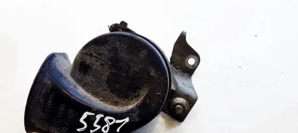 Subaru Outback Horn signal E13000094