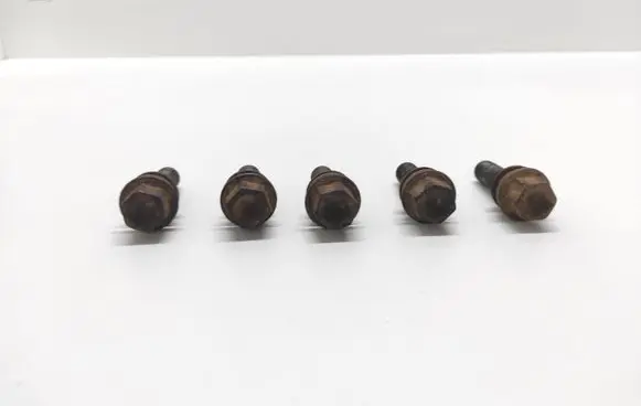 Volkswagen Transporter - Caravelle T5 Nuts/bolts 