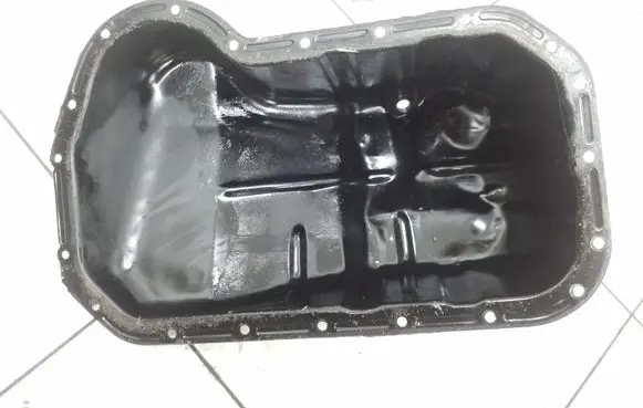 Audi A4 S4 B5 8D Oil sump