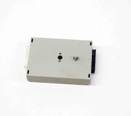 BMW i3 Aerial antenna filter 28404881 9333438