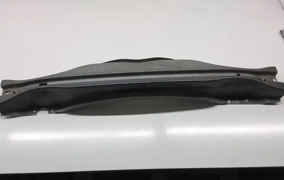 Volvo V70 Rear bumper cross member 31217938