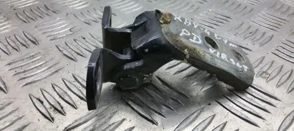 Toyota RAV 4 (XA30) Front door upper hinge