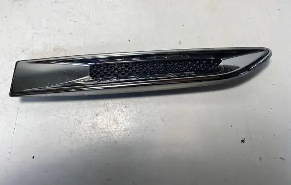 Jaguar F-Pace Fender trim (molding) HK83280B10A