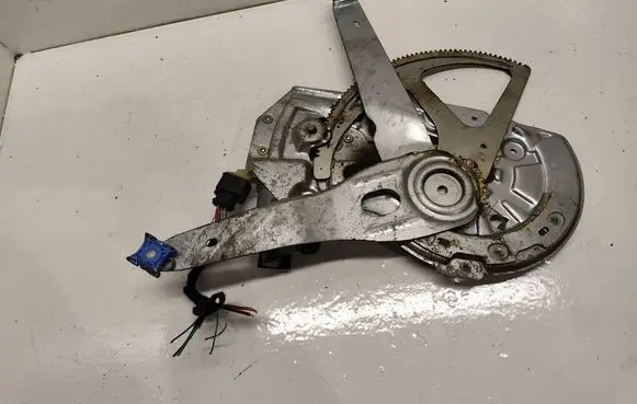 Volvo XC90 Front door window regulator with motor 8626320