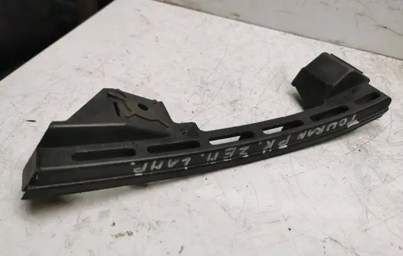 Volkswagen Touran I Headlight/headlamp mounting bracket 1t0807889b