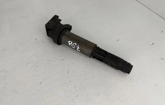 BMW 5 F10 F11 High voltage ignition coil 0221504100